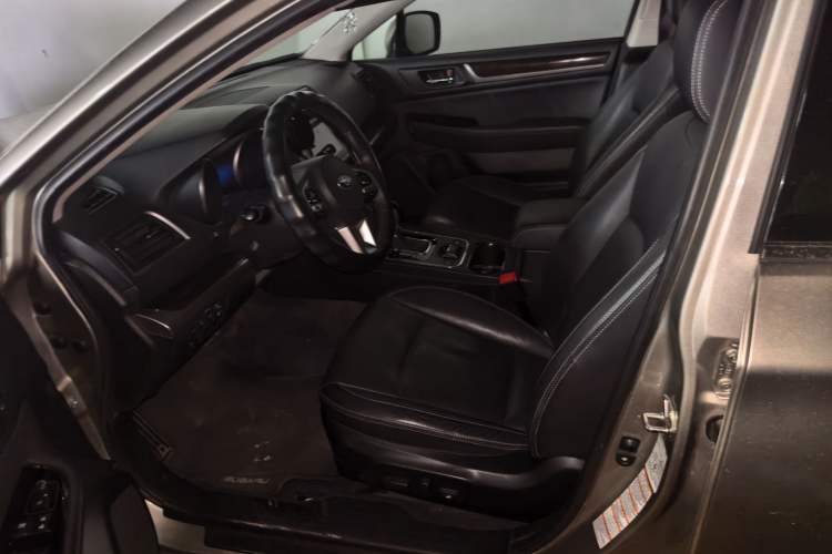Used Subaru Outback 2016 2.5i Luxury Navigation Edition Left Front Seat