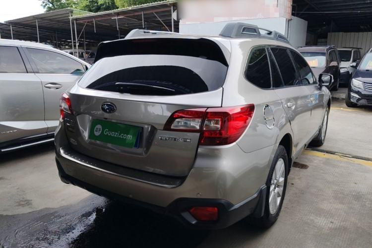Used Subaru Outback 2016 2.5i Luxury Navigation Edition Rear Right 45 Deg
