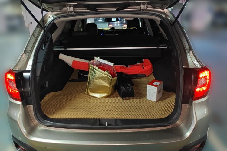 Used Subaru Outback 2016 2.5i Luxury Navigation Edition Trunk