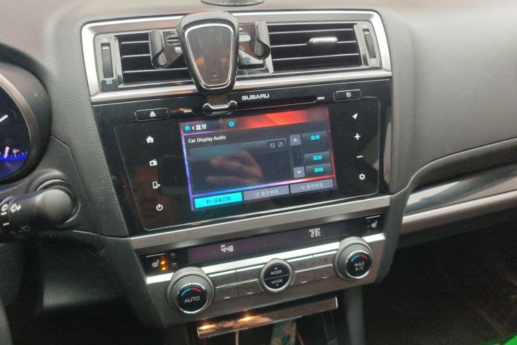 Used Subaru Outback 2016 2.5i Sport Navigation Edition Audio And AC Panel