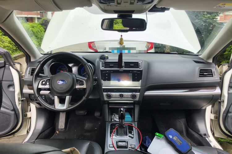 Used Subaru Outback 2016 2.5i Luxury Navigation Edition Center Console