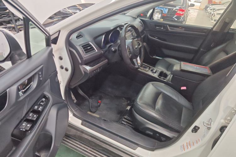 Used Subaru Outback 2016 2.5i Sport Navigation Edition Driver Seat