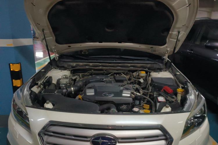 Used Subaru Outback 2016 2.5i Sport Navigation Edition Engine Bay