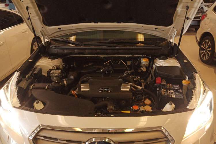 Used Subaru Outback 2016 2.5i Sport Navigation Edition Engine Bay