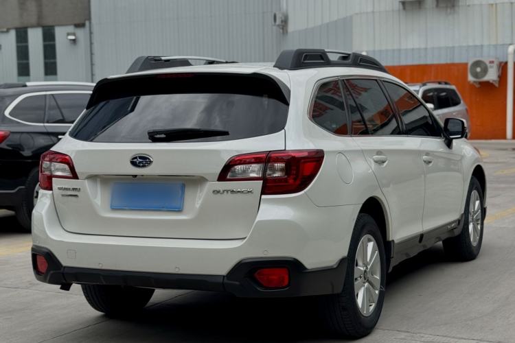 Used Subaru Outback 2016 2.5i Luxury Navigation Edition Exterior 4