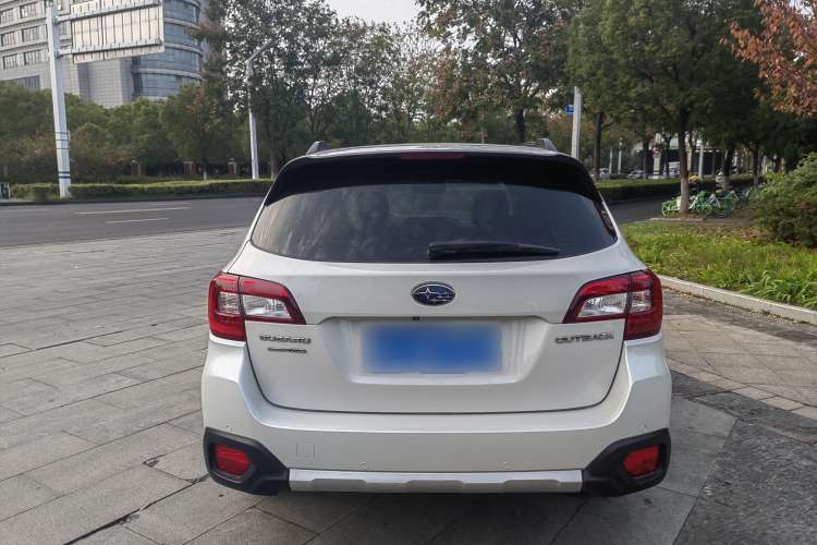 Used Subaru Outback 2016 2.5i Sport Navigation Edition Exterior 4