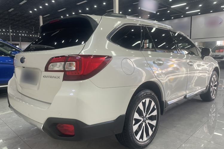 Used Subaru Outback 2016 2.5i Sport Navigation Edition Exterior 4