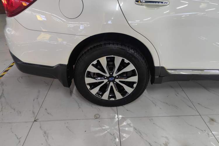 Used Subaru Outback 2016 2.5i Sport Navigation Edition Exterior 5