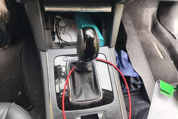 Used Subaru Outback 2016 2.5i Luxury Navigation Edition Gear Lever