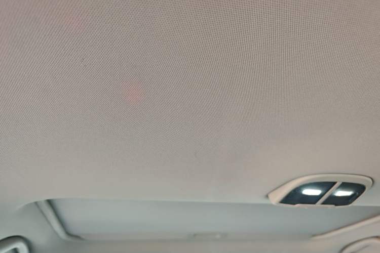 Used Subaru Outback 2016 2.5i Luxury Navigation Edition Headliner