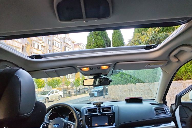 Used Subaru Outback 2016 2.5i Sport Navigation Edition Headliner