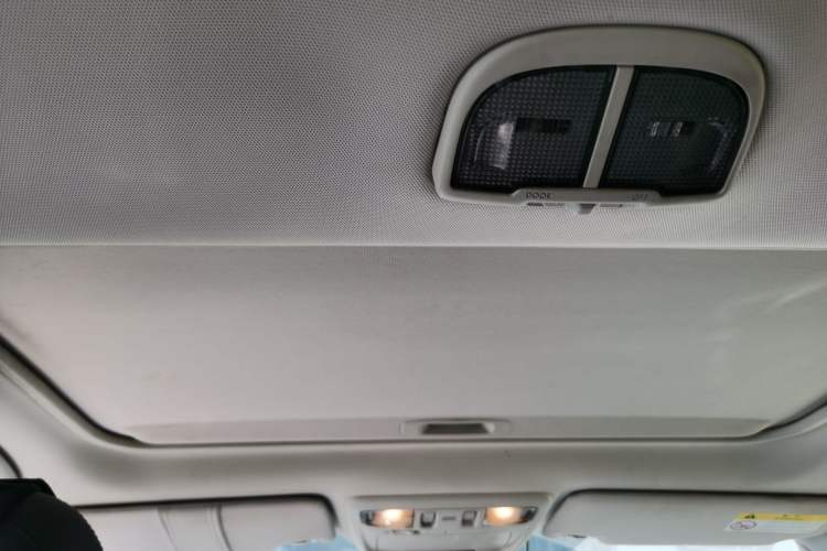 Used Subaru Outback 2016 2.5i Sport Navigation Edition Headliner