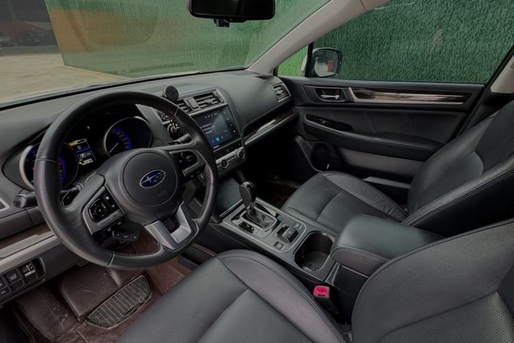 Used Subaru Outback 2016 2.5i Luxury Navigation Edition Interior 1