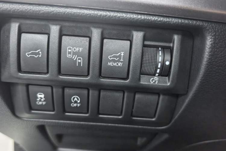 Used Subaru Outback 2016 2.5i Sport Navigation Edition Interior 7