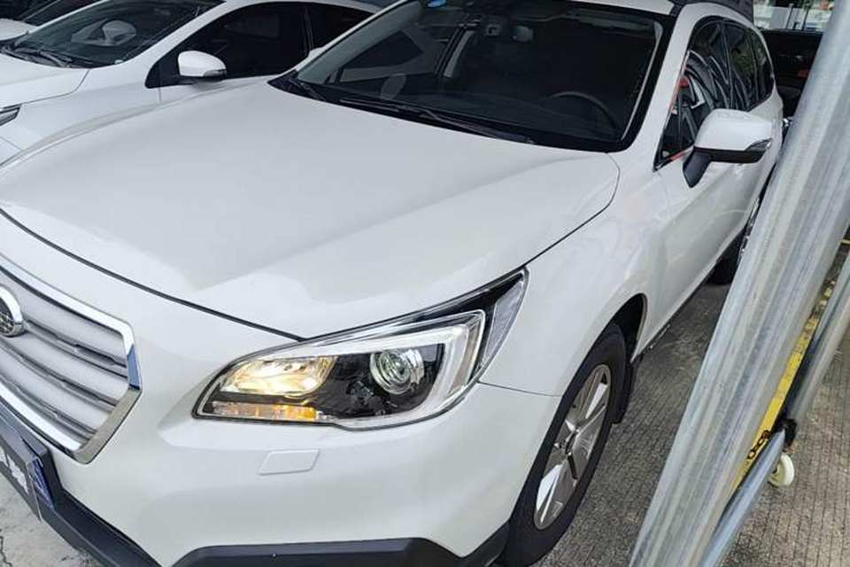 Subaru Outback 2016