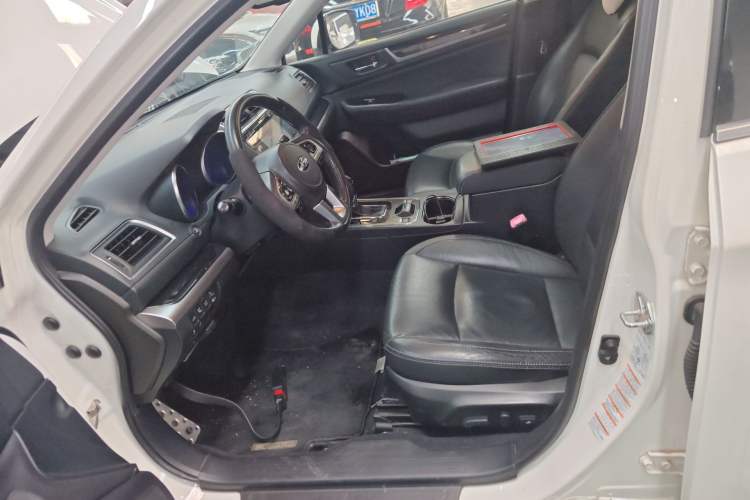 Used Subaru Outback 2016 2.5i Sport Navigation Edition Left Front Seat