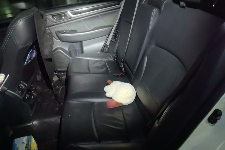 Used Subaru Outback 2016 2.5i Sport Navigation Edition Left Rear Seat