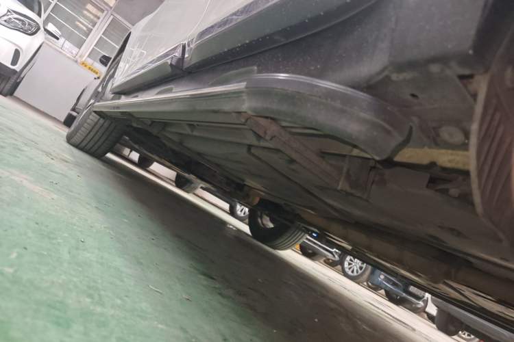 Used Subaru Outback 2016 2.5i Sport Navigation Edition Left Side Sill