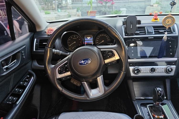 Used Subaru Outback 2016 2.5i Luxury Navigation Edition Steering Wheel