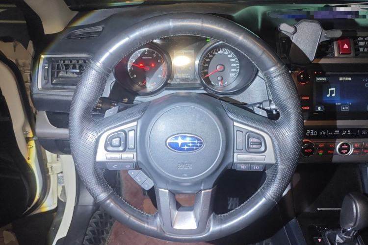 Used Subaru Outback 2016 2.5i Classic Edition Steering Wheel