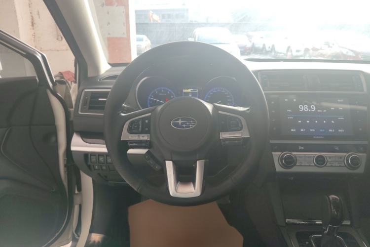 Used Subaru Outback 2016 2.5i Luxury Navigation Edition Steering Wheel