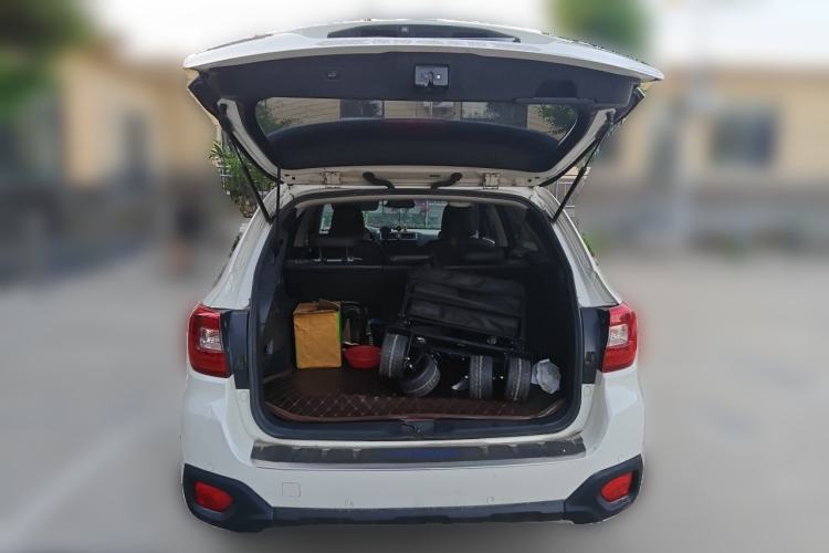 Used Subaru Outback 2016 2.5i Luxury Navigation Edition Trunk