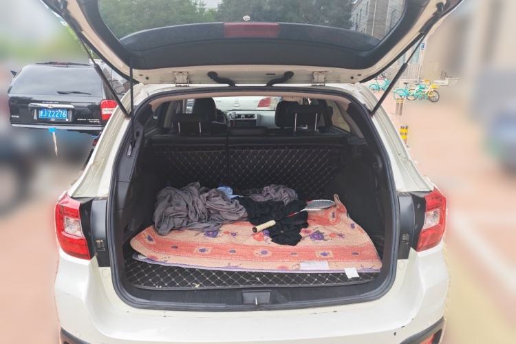 Used Subaru Outback 2016 2.5i Sport Navigation Edition Trunk