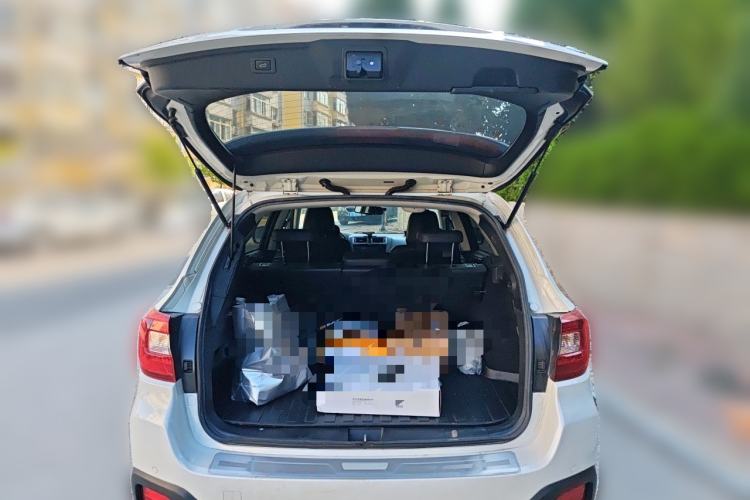 Used Subaru Outback 2016 2.5i Sport Navigation Edition Trunk