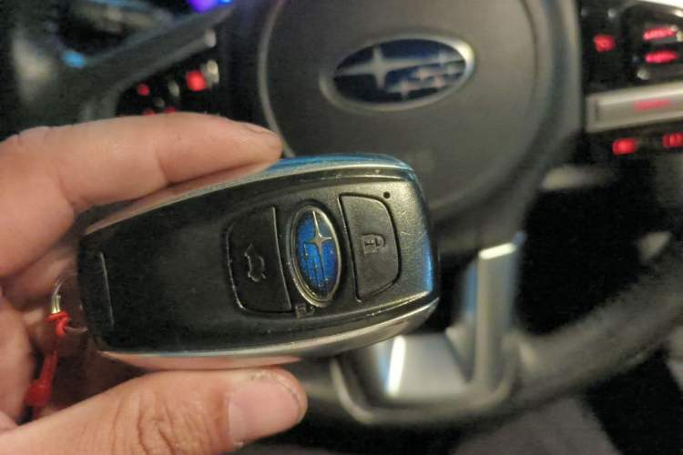 Used Subaru Outback 2016 2.5i Sport Navigation Edition Vehicle Key
