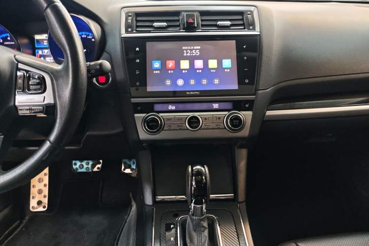 Used Subaru Outback 2016 2.5i Sport Navigation Edition Audio And AC Panel