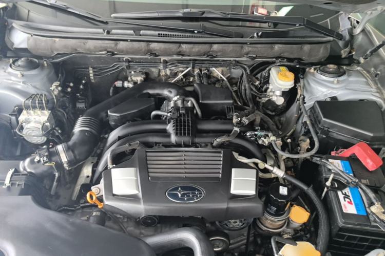 Used Subaru Outback 2016 2.5i Sport Navigation Edition Engine Bay