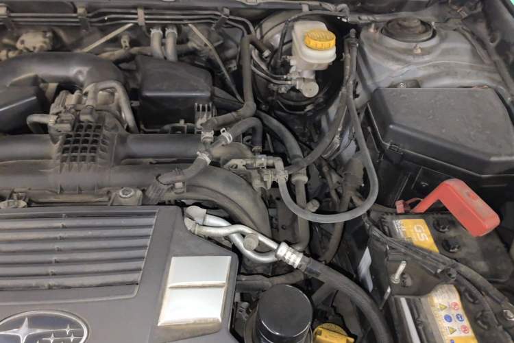 Used Subaru Outback 2016 2.5i Sport Navigation Edition Engine Bay Left