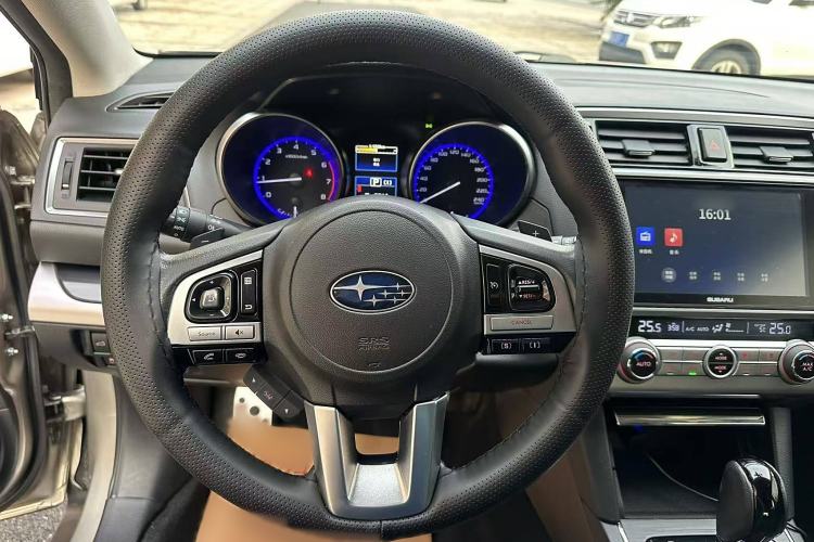 Used Subaru Outback 2016 2.5i Sport Navigation Edition Interior 1