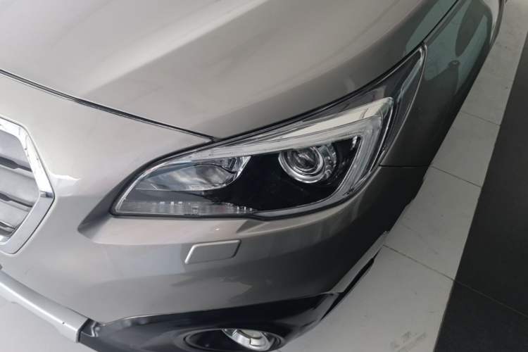 Used Subaru Outback 2016 2.5i Sport Navigation Edition Left Front Headlight