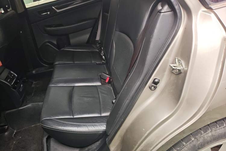 Used Subaru Outback 2016 2.5i Luxury Navigation Edition Left Rear Seat