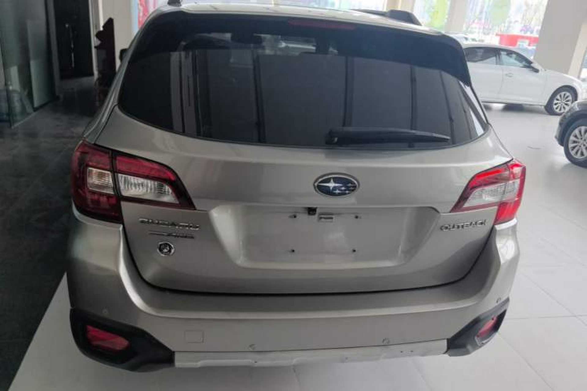 Used Subaru Outback 2016 2.5i Sport Navigation Edition Rear