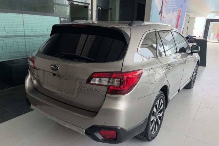 Used Subaru Outback 2016 2.5i Sport Navigation Edition Rear Right 45 Deg