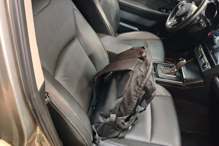 Used Subaru Outback 2016 2.5i Sport Navigation Edition Right Front Seat