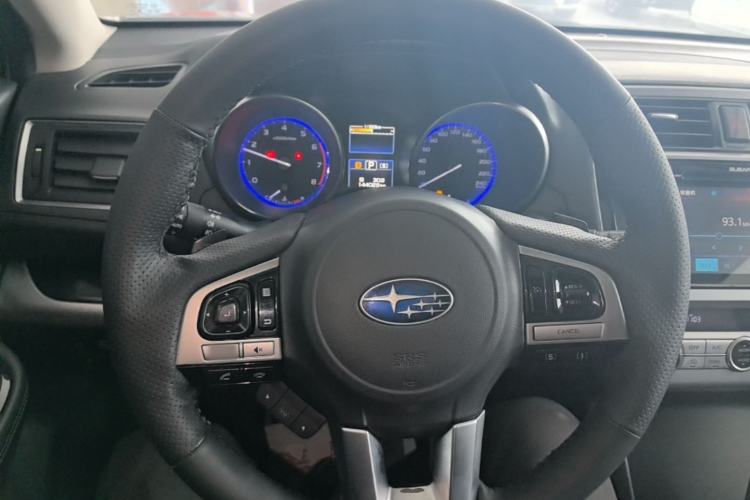 Used Subaru Outback 2016 2.5i Sport Navigation Edition Steering Wheel