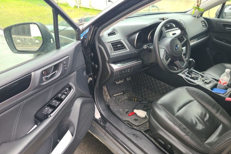Used Subaru Outback 2017 2.5i Sport Navigation Edition with EyeSight Driver Seat