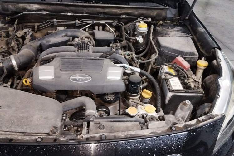 Used Subaru Outback 2017 2.5i Sport Navigation Edition with EyeSight Engine Bay Left