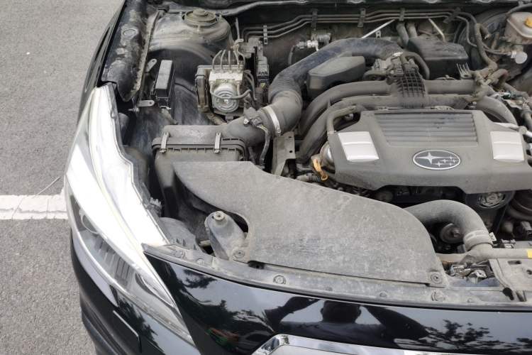 Used Subaru Outback 2017 2.5i Sport Navigation Edition Engine Bay Right