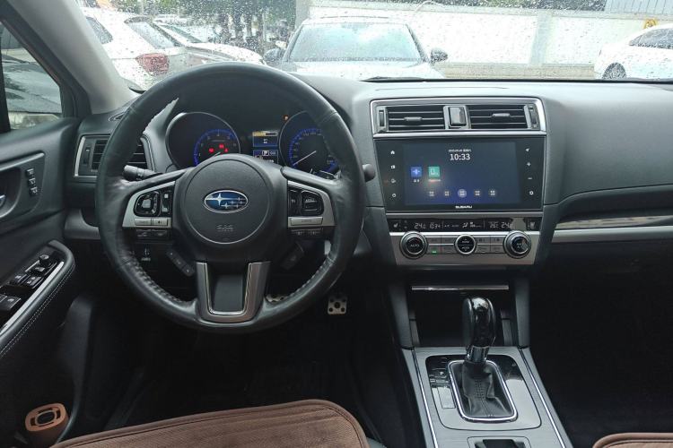 Used Subaru Outback 2017 2.5i Sport Navigation Edition Interior 4