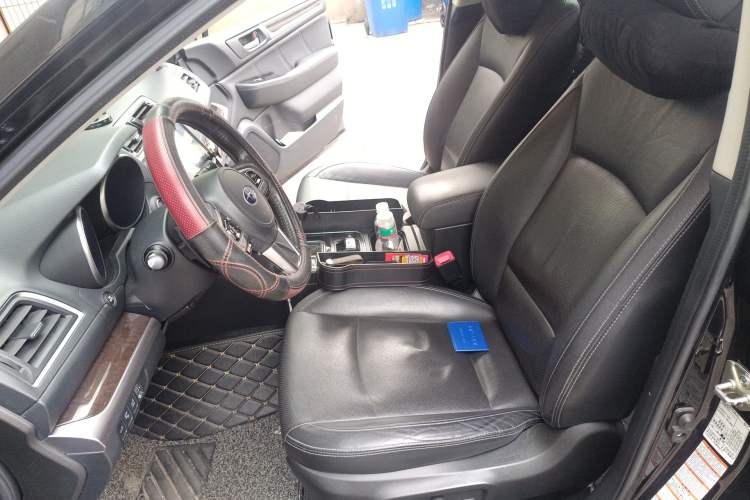 Used Subaru Outback 2017 2.5i Luxury Navigation Edition with EyeSight Left Front Seat