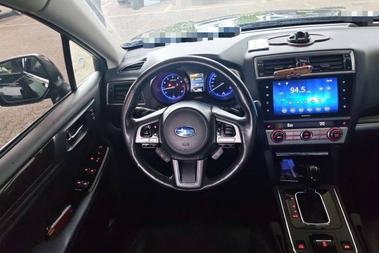 Used Subaru Outback 2017 2.5i Luxury Navigation Edition Steering Wheel