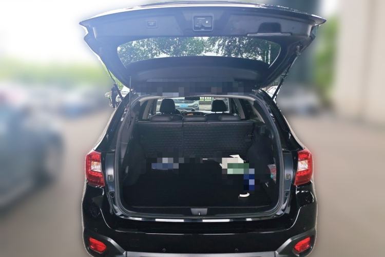 Used Subaru Outback 2017 2.5i Luxury Navigation Edition Trunk