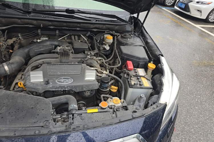 Used Subaru Outback 2017 2.5i Luxury Navigation Edition with EyeSight Engine Bay Left