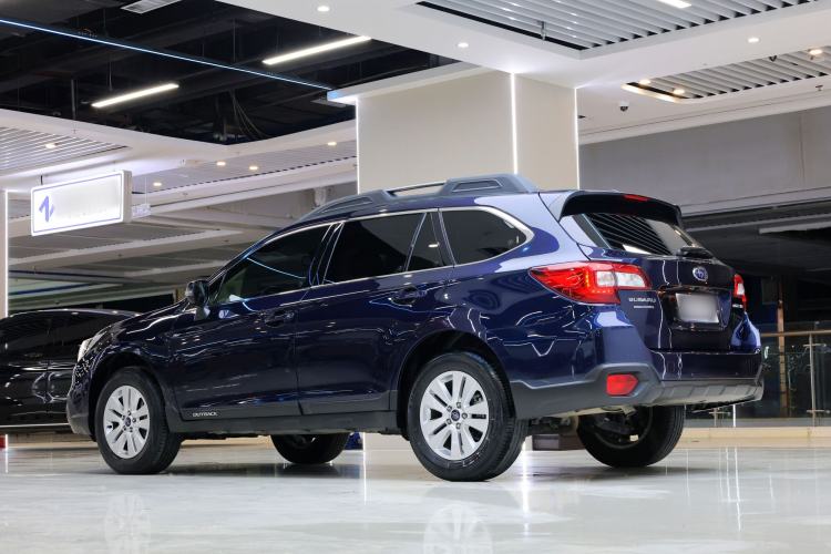 Used Subaru Outback 2017 2.5i Luxury Navigation Edition Exterior 3