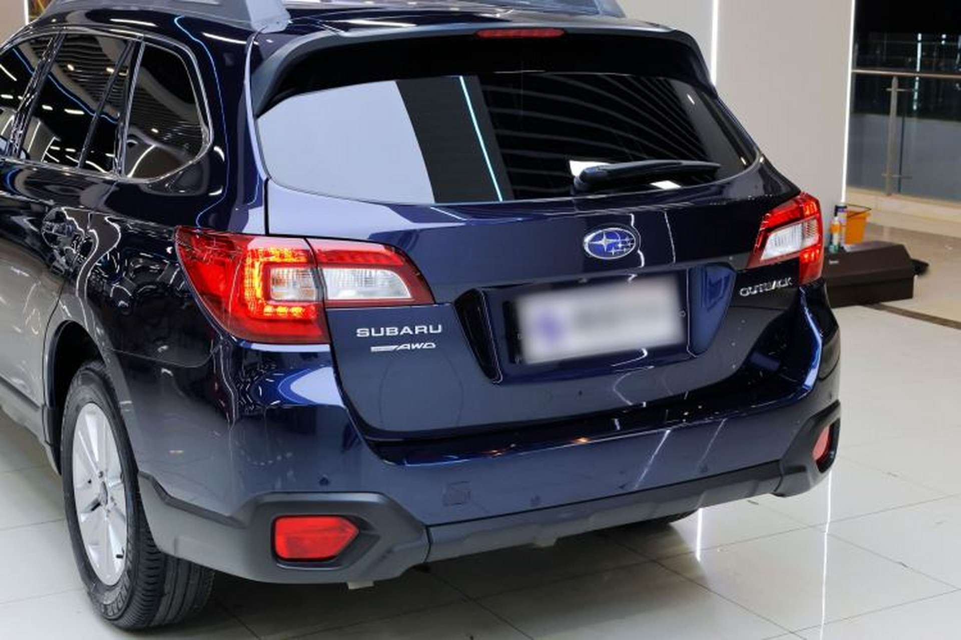 Used Subaru Outback 2017 2.5i Luxury Navigation Edition Exterior 4