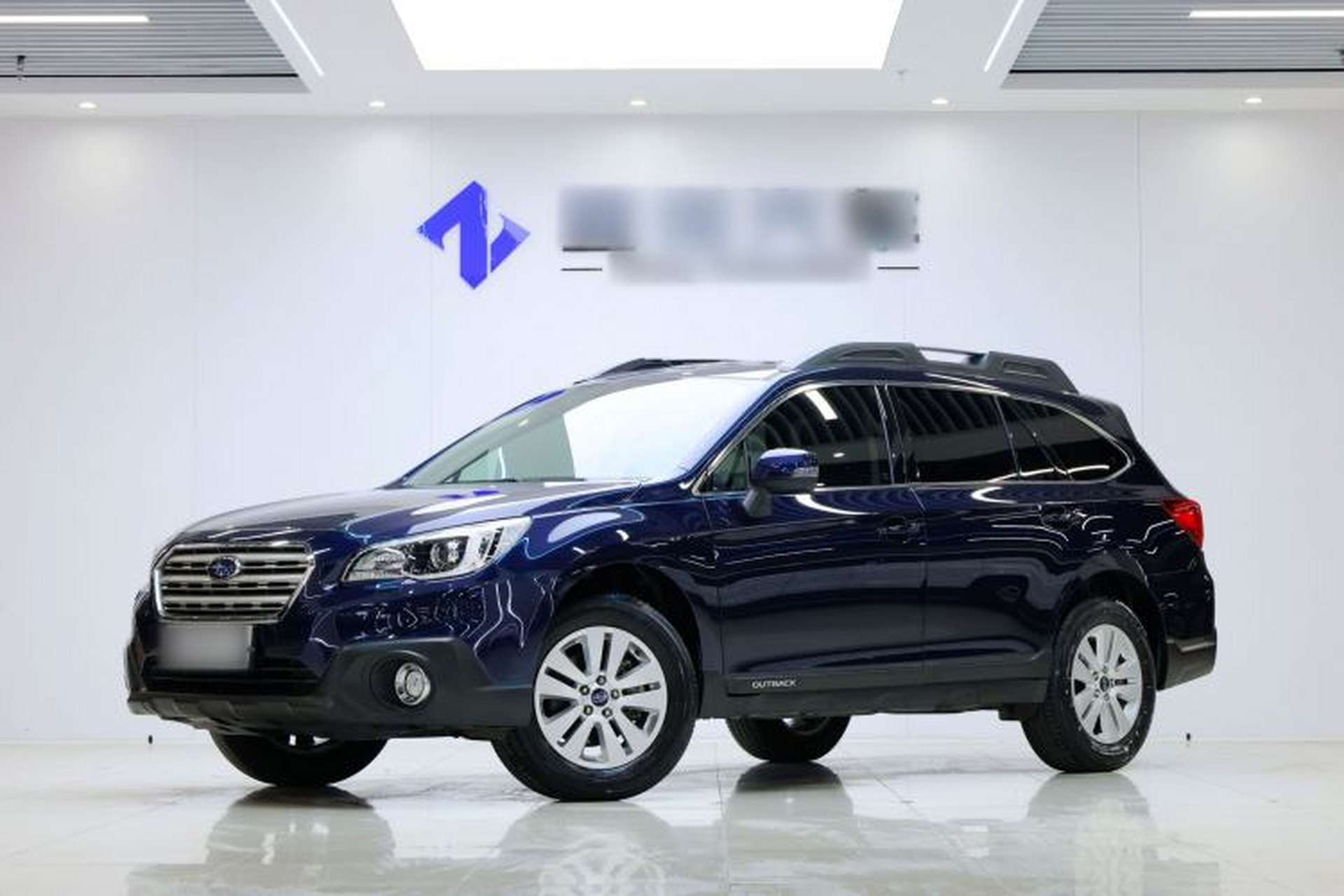 Used Subaru Outback 2017 2.5i Luxury Navigation Edition Front Left 45 Deg
